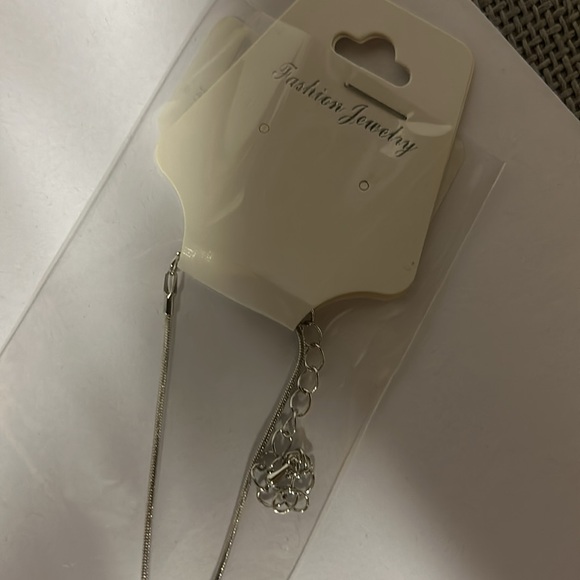 NWT crystal dog bone necklace - Picture 4 of 4